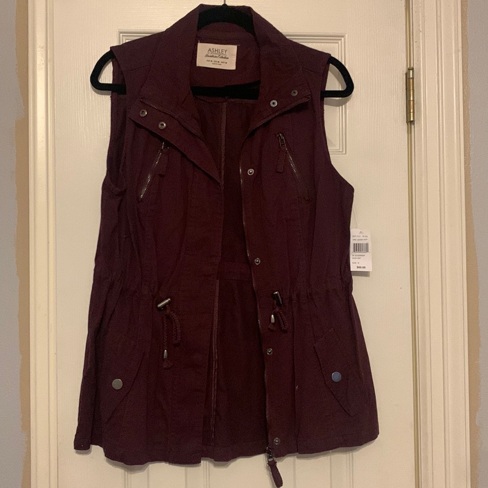 Medium plum vest